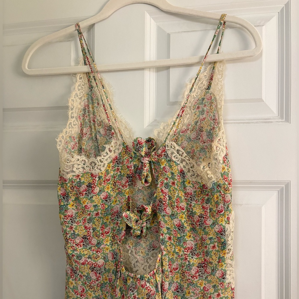 Doen Lace / Silk Dress - Picture 4 of 5